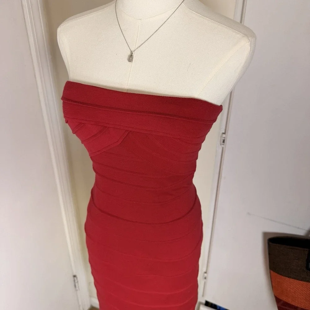 BCBGMAXAZRIA Women's Red Sleeveless Midi Dress Size 2 Vintage